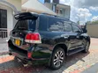 Toyota Land Cruiser V8 2007 Nyeusi - 1
