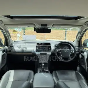Toyota Land Cruiser Prado 2.7 2019 Nyeupe