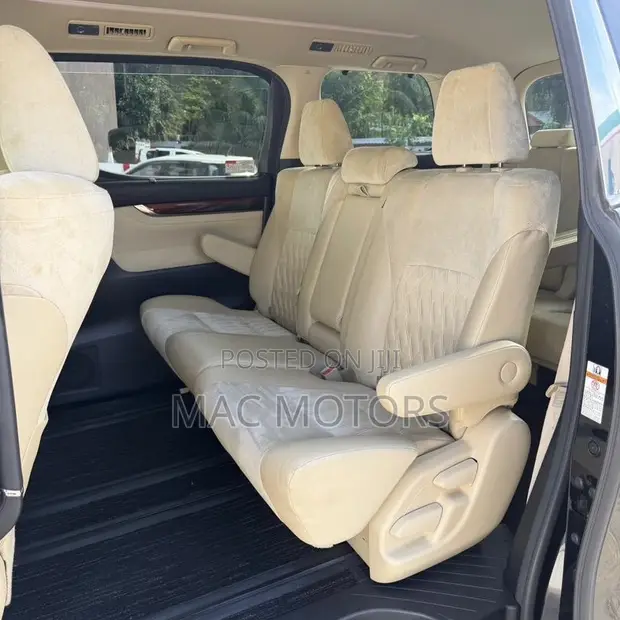 Toyota Alphard 2016 Black - 1