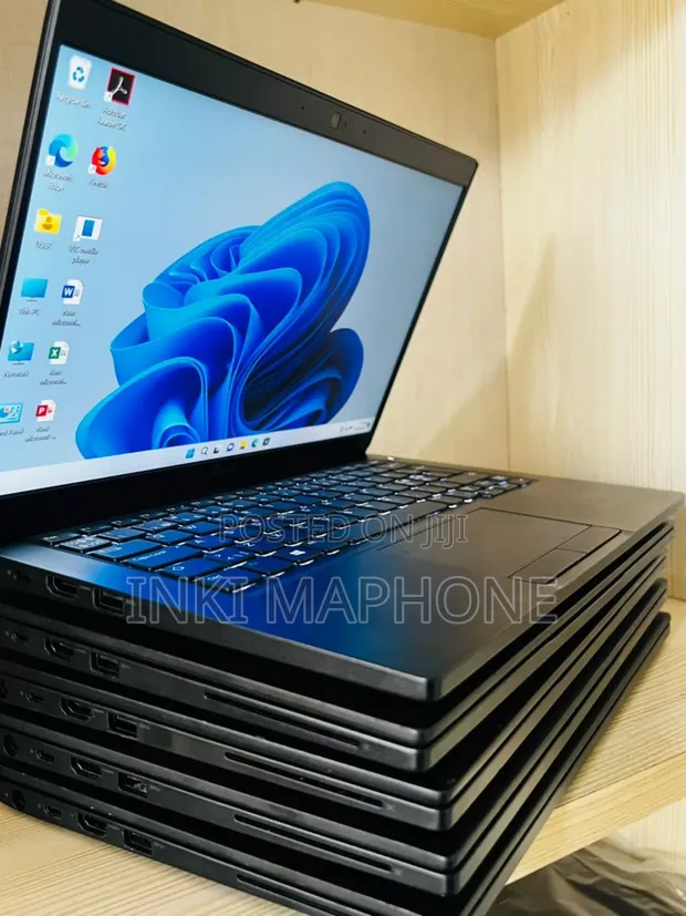 Dell Latitude 7390 Laptop - Intel Core i5, 8GB RAM, 256GB SSD - 1