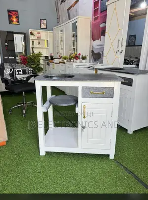 Modern Kitchen Cabinet with Gas Cooker Space