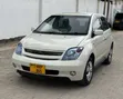 Toyota IST 2004 White - 2