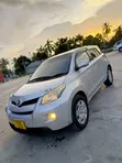 Toyota IST 2010 Nyeupe - 2