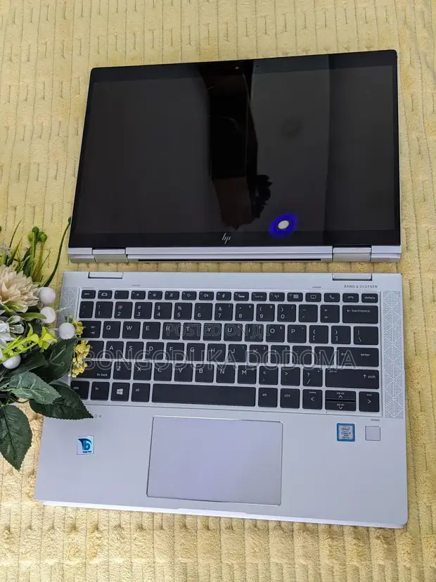 Laptop HP EliteBook x360 1030 G4 - Core i5, 8GB RAM, 256GB SSD - 1