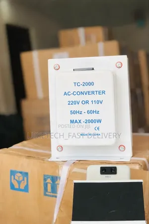 2000W AC Voltage Converter Step-Up/Step-Down Transformer