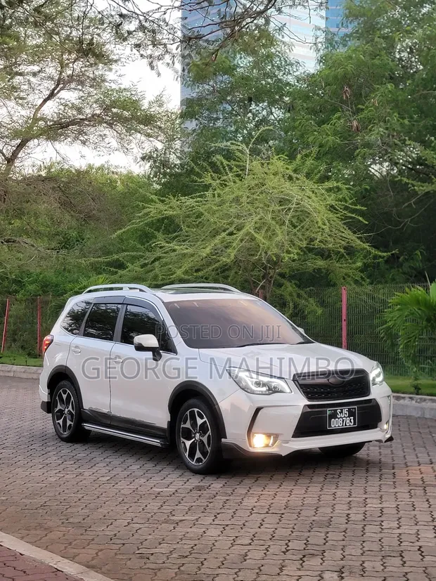 Subaru Forester 2014 White - 1