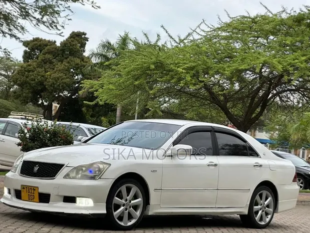 Toyota Crown Athlete 2006 - 1