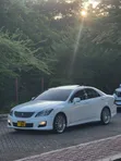 Toyota Crown Athlete 2009 Pearl White - 2