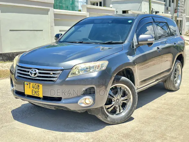 Toyota Vanguard 2011 Gray - 1
