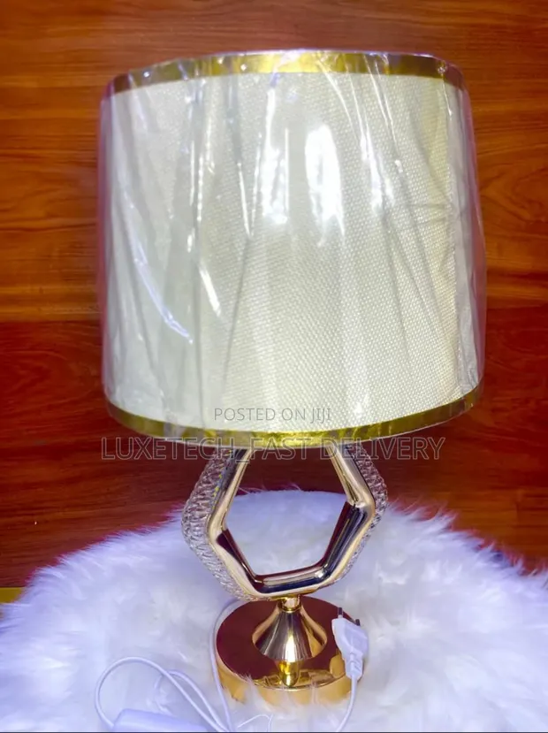 Modern Hexagonal Geometric Metal Base Bedside Lamp - 1
