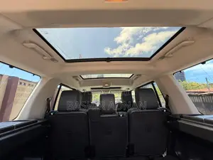 Land Rover Discovery 4 SDV6 SE 2013