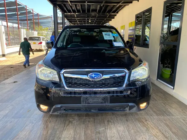 Subaru Forester 2011 Black - 1