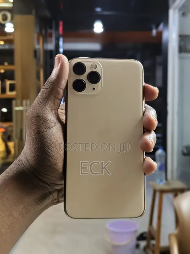 Apple iPhone 11 Pro 64GB Dhahabu - 1