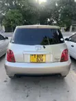 Toyota IST 2004 Beige - 4