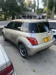 Toyota IST 2004 Beige - 5