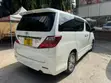 Toyota Alphard 2010 Nyeupe - 3