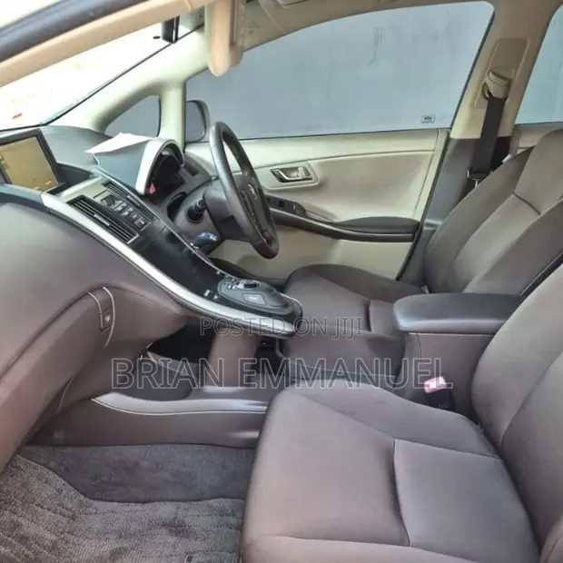 Toyota Sai 2.4 Hybrid FWD 2011 Nyeupe - 1