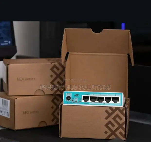 MikroTik RB750Gr3 (hEX) Gigabit Router - 1
