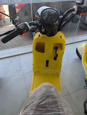 Brand New 2025 Electric Scooter - Yellow