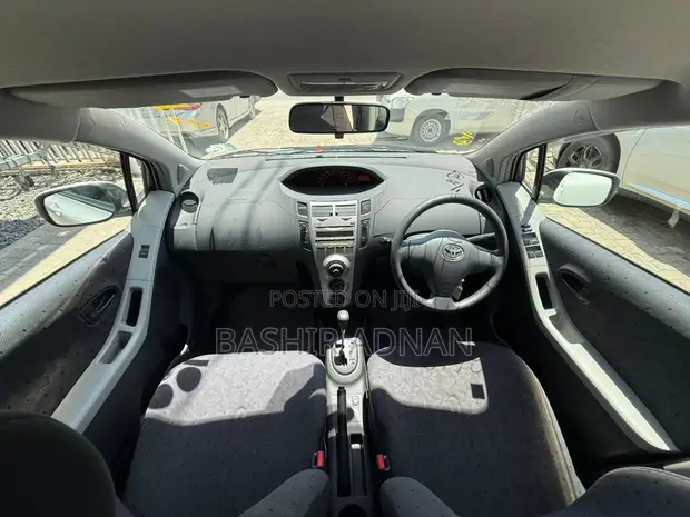 Toyota Vitz 1.0 FWD 5dr Hatchback 2008 - 1
