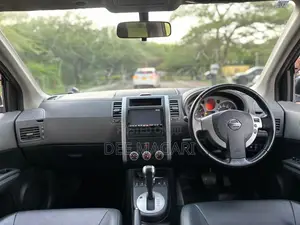 Nissan X-Trail 2009 Nyeusi