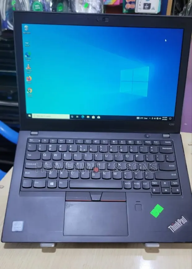 Laptopi ya Lenovo ThinkPad X280 - 8GB RAM, 256GB SSD - 1