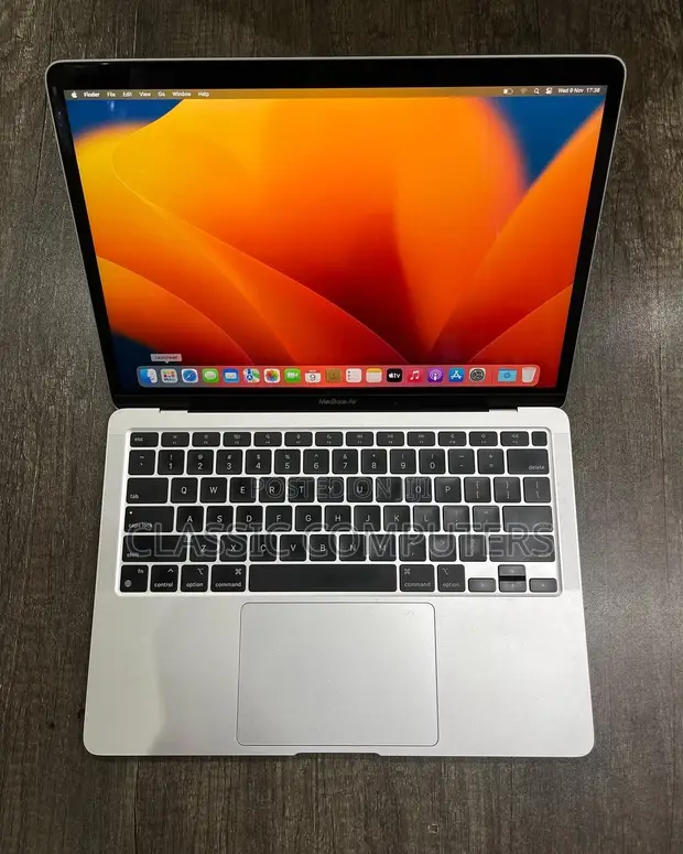 Apple MacBook Air 2020 M1 8GB RAM 256GB SSD - 1