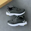Under Armour Sneakers - Mpya Kabisa - 1