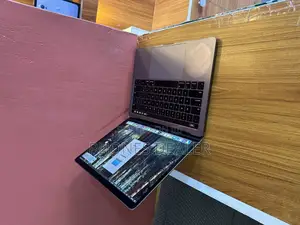 Apple MacBook Pro 2018 13" 8GB RAM 512GB SSD