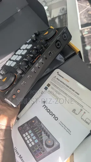 Maono E2 GN2 Sound Card with 2-way XLR Cable