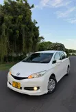 Toyota Wish 2010 Pearl White - 3