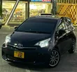 Toyota Ractis 2012 Nyeusi - 4