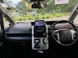 Toyota Voxy 2011 Nyeusi - 1