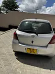 Toyota Vitz 1.0 FWD 3dr 2005 Silver - 2