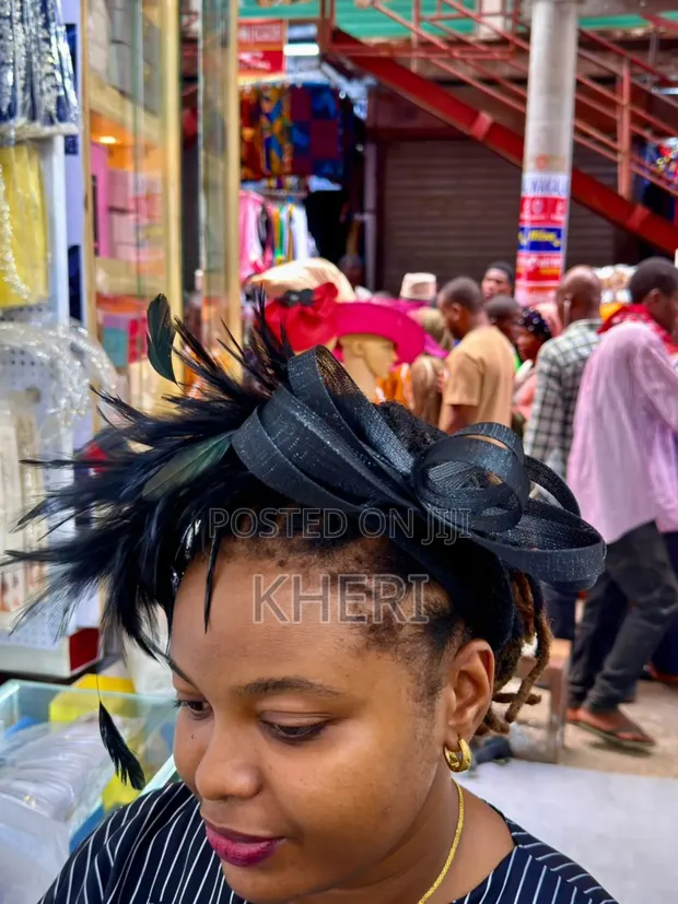 Fasineta Nyeusi Nzuri ya Kichwani - 1