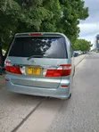 Toyota Alphard 2005 Nyeupe - 3