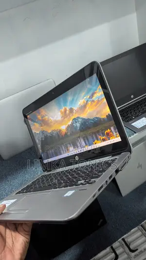 HP EliteBook 820 G3 Laptop - Core i5, 8GB RAM, 256GB SSD