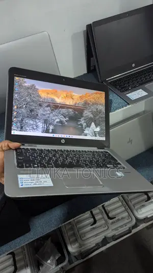 HP EliteBook 820 G3 Laptop - Core i5, 8GB RAM, 256GB SSD