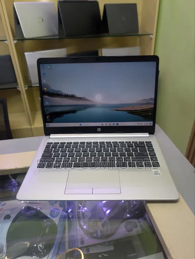 HP 348 G5 Laptop: Intel Core i5, 8GB RAM, 256GB SSD - 1