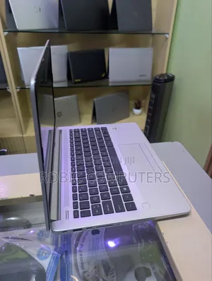 HP 348 G5 Laptop: Intel Core i5, 8GB RAM, 256GB SSD