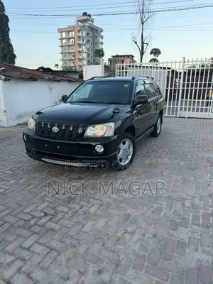 Toyota Kluger 2004 Nyeusi