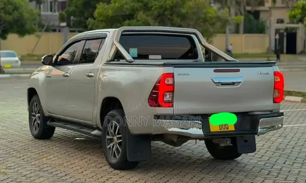Toyota Hilux Revolution 2019 Double Cabin Pickup - 1