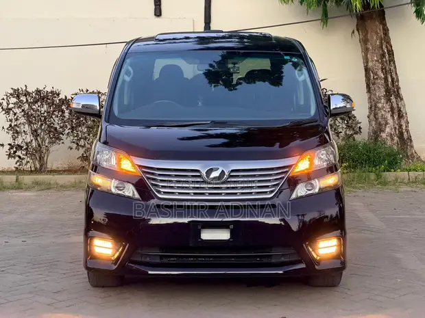 Toyota Vellfire 2010 - Haijisajili, Full Options - 1
