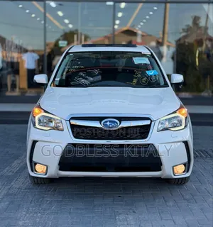 Subaru Forester 2015 Nyeupe