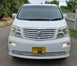 Toyota Alphard 2005 Nyeupe - 1