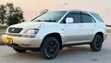 Toyota Harrier 2001 Nyeupe - 3