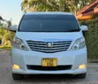 Toyota Alphard 2010 Nyeupe - 1