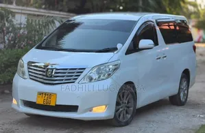 Toyota Alphard 2010 Nyeupe