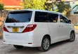 Toyota Alphard 2010 Nyeupe - 4