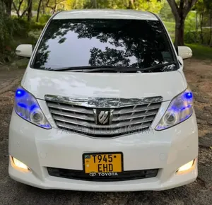 Toyota Alphard 2011 Nyeupe